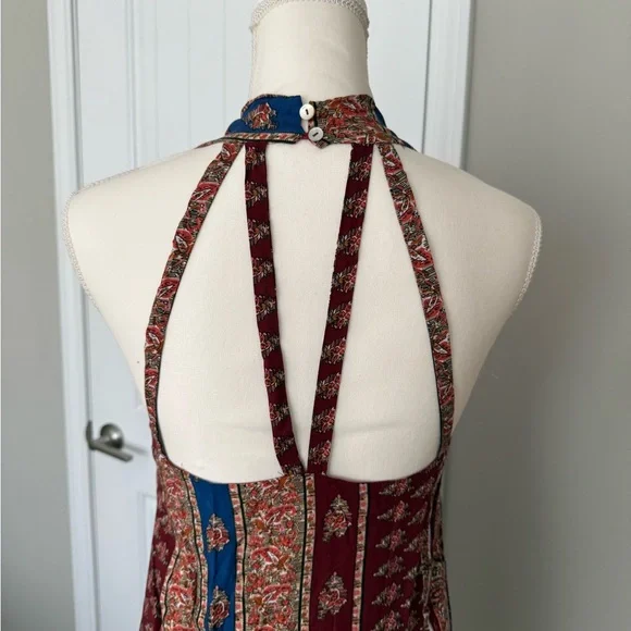 Patterned Halter Min V Neck Dress - Picture 3 of 5